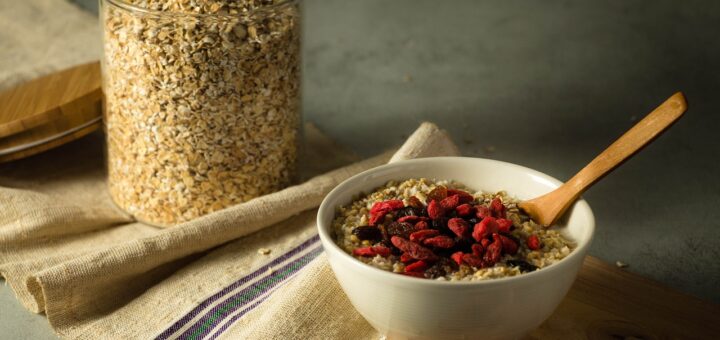 oatmeal, oat, porridge-3171723.jpg